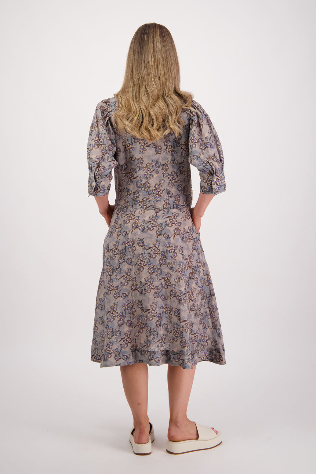 Womens shirt dress, midi length with elbow length puff sleeves. Briarwood NZ. Ramie, Christine. Denim daisy Print
