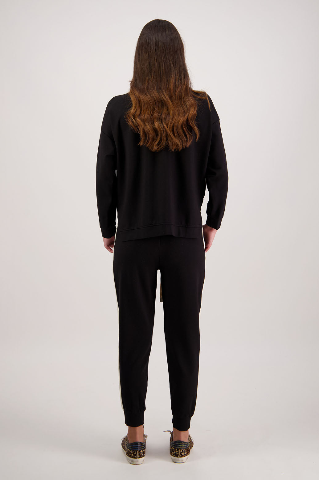 BESTSELLER. Claudia Pant by Briarwood NZ. Pont Pant with zip pockets, elastic waist with tie cord, cuffed legs and contrast side stripe.