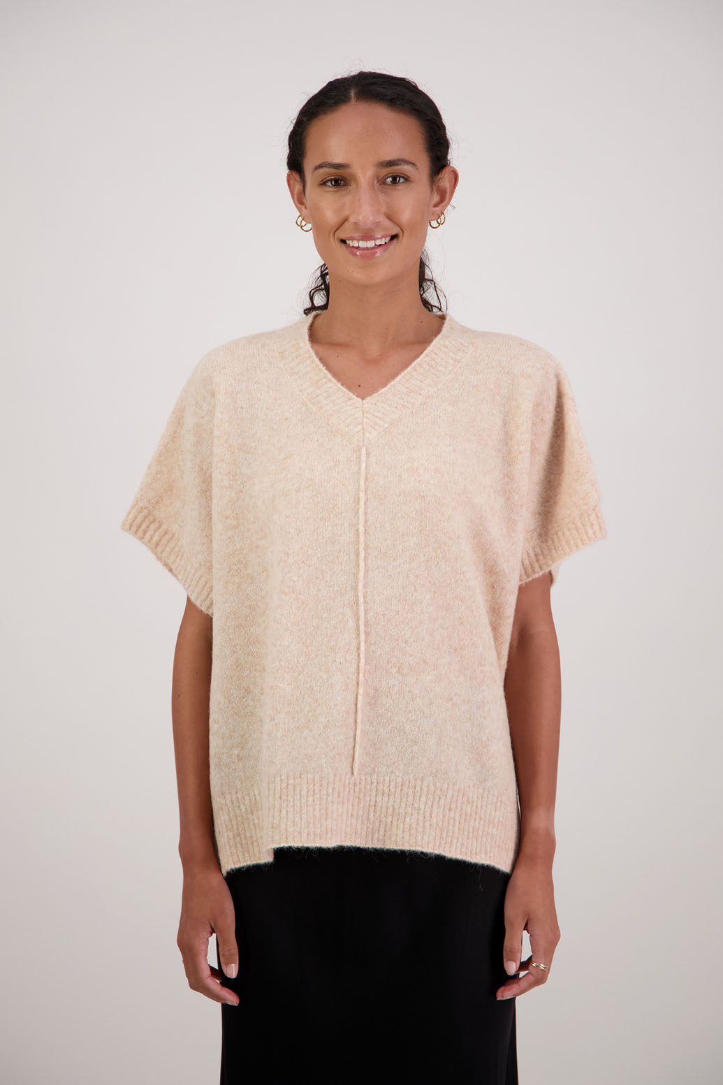 Fredrik Vest in Natural by Briarwood NZ. Alpaca/Wool blend short sleeved oversized vest