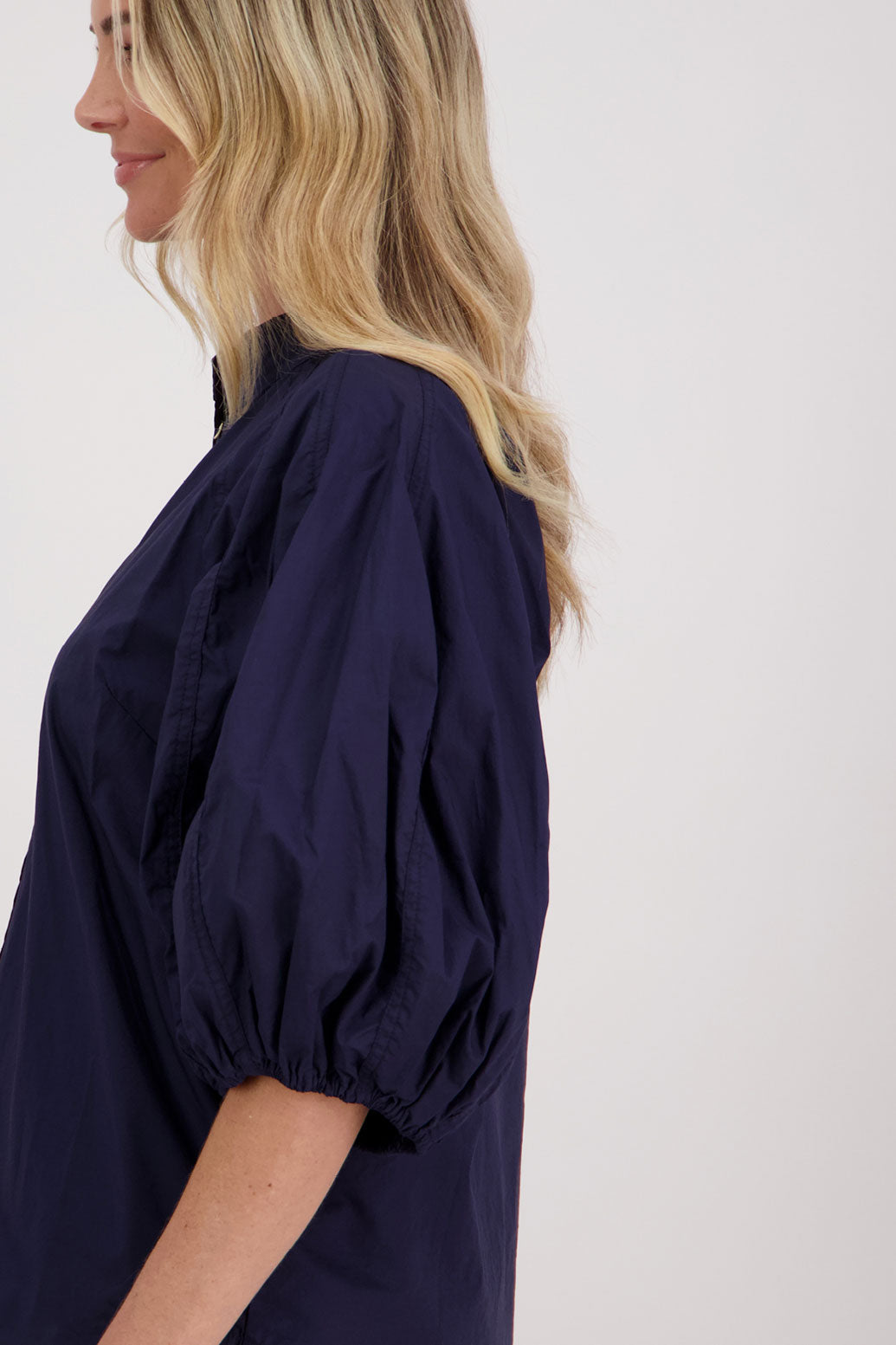 Briarwood Ink/Navy Cotton Poplin Shirt with 3/4 puff sleeves. Harlem