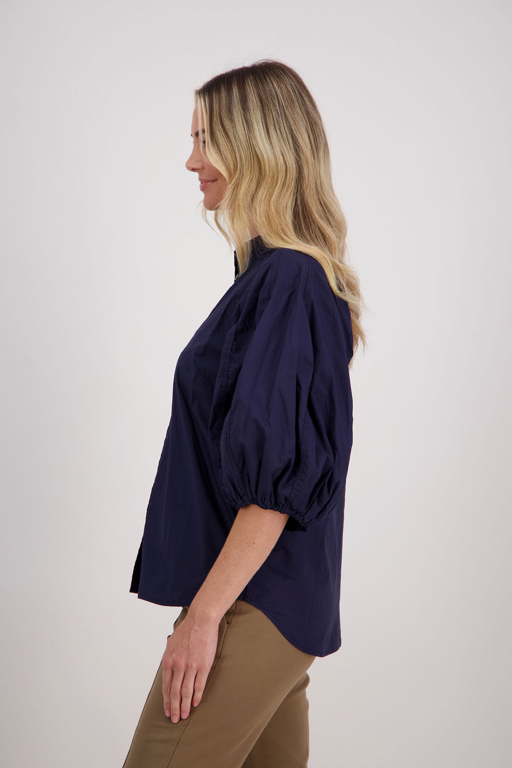 Briarwood Ink/Navy Cotton Poplin Shirt with 3/4 puff sleeves. Harlem