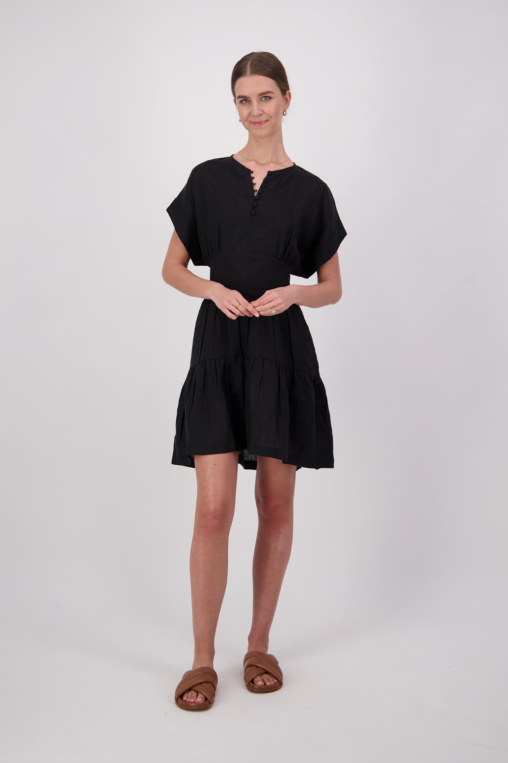 JENNINE BLACK LINEN