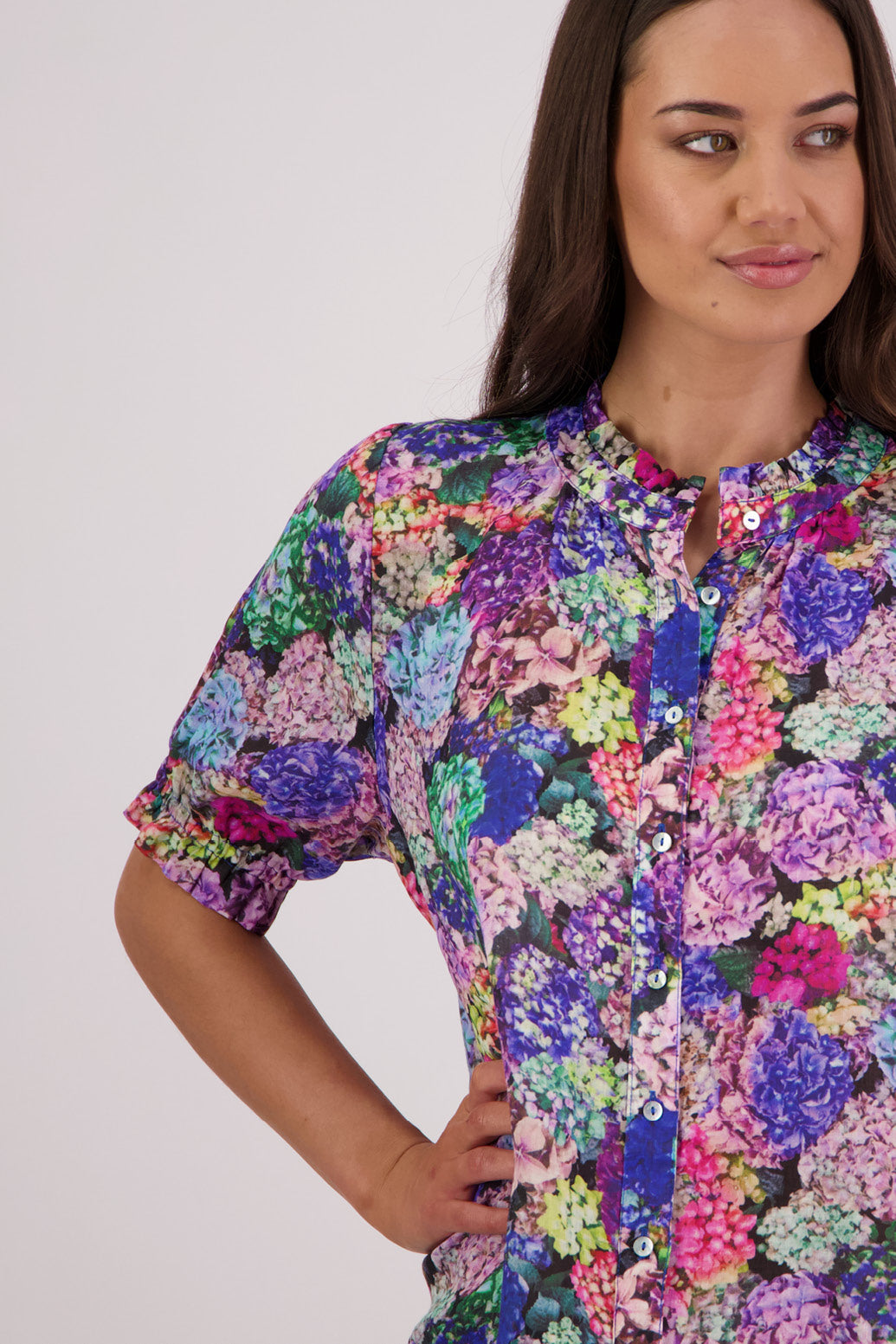 Close up of front view of Briarwood Pearly Shirt in Hydrangea print.