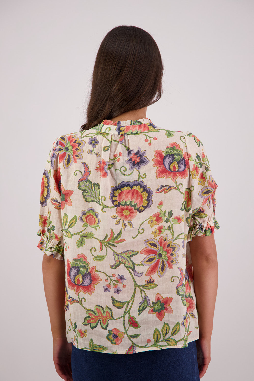 Back view of Briarwood Pearly Shirt in Jacobean print.