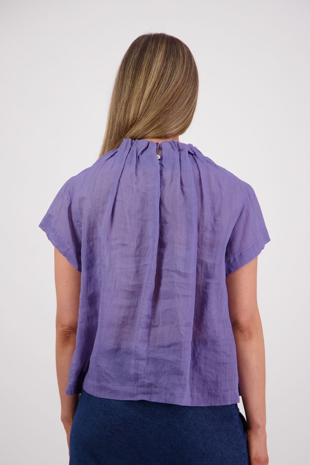Briarwood NZ, Women's Short Sleeve Ramie Lavender Top with Pleated Neck