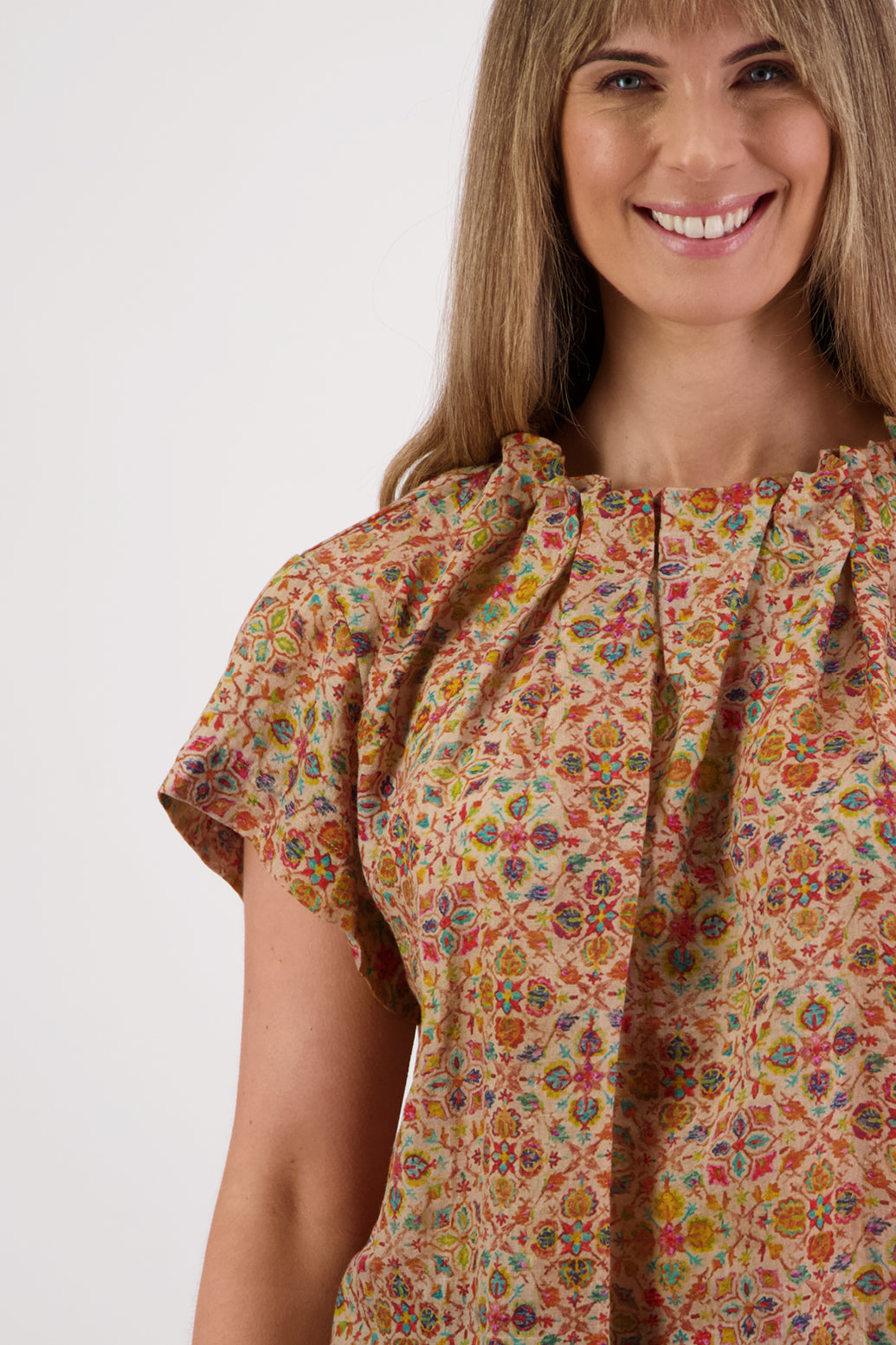 Pia Little Leaf Ramie Top