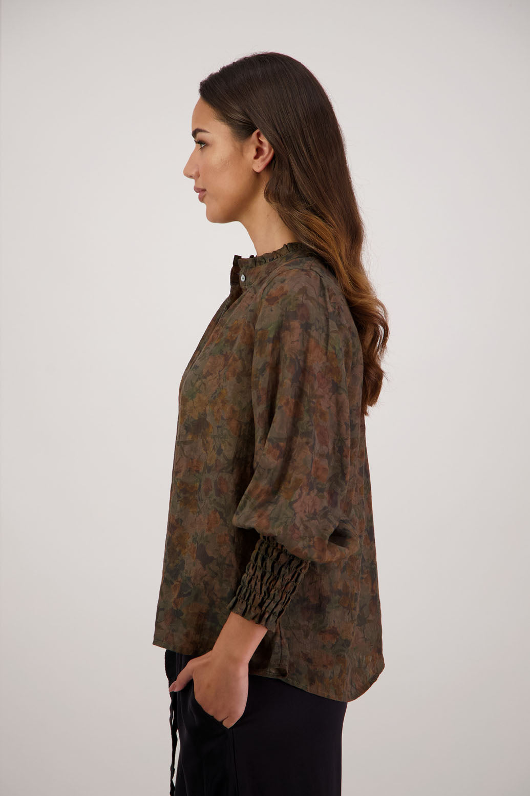 Raewyn Shirt in Vintage Floral by Briarwood NZ. Lightweight 100% Ramie shirt with long sleeves, ruffle neckline, shirred waist and button front.