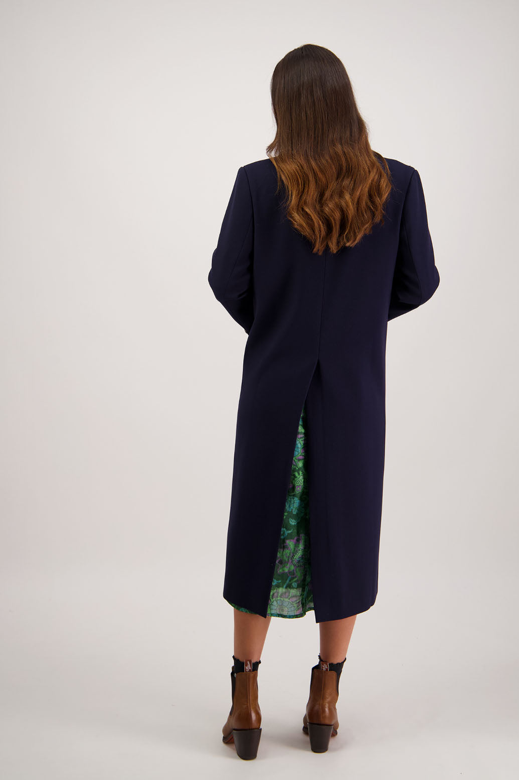 Ramsay Coat in Ink by Briarwood NZ. A
blend of rayon, polyester and spandex tuxedo style coat with single button closure, flap pockets and high back split