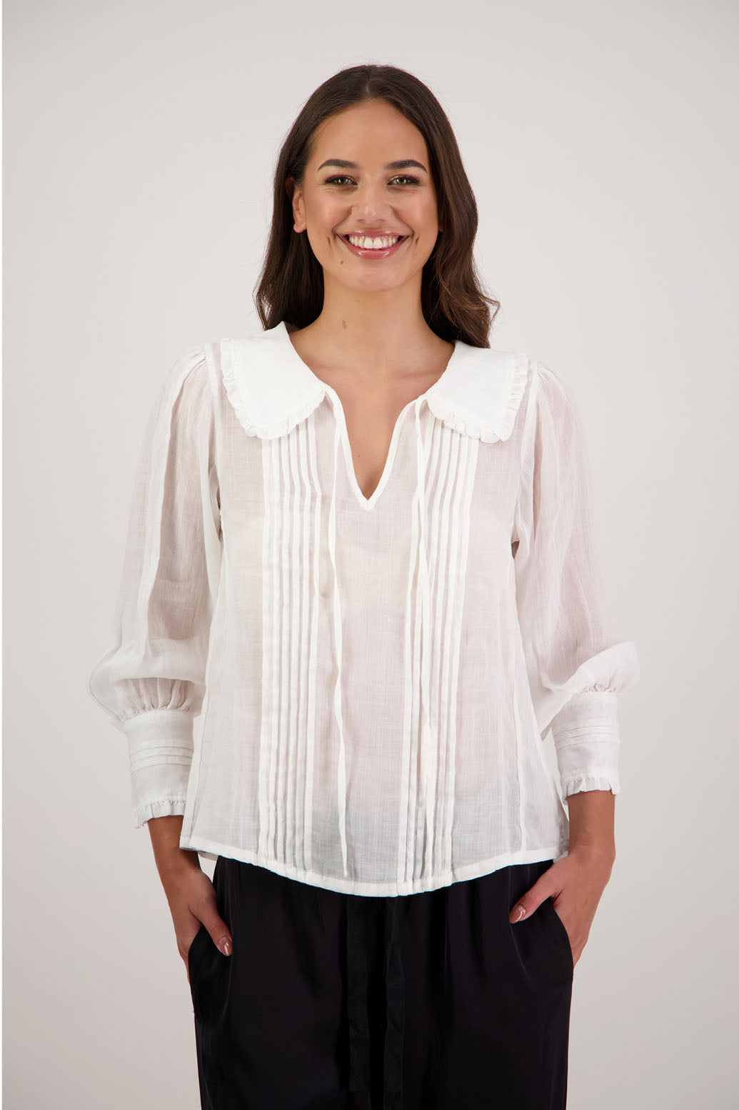 Richie White Top by Briarwood NZ. 100% ramie top with shaped ruffle collar and tie detail. Designed in New Zealand.