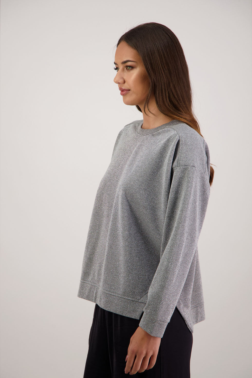 Rusti Sweatshirt in Metallic Silver by Briarwood NZ. 100% cotton sweatshirt with full length sleeves, split hem
