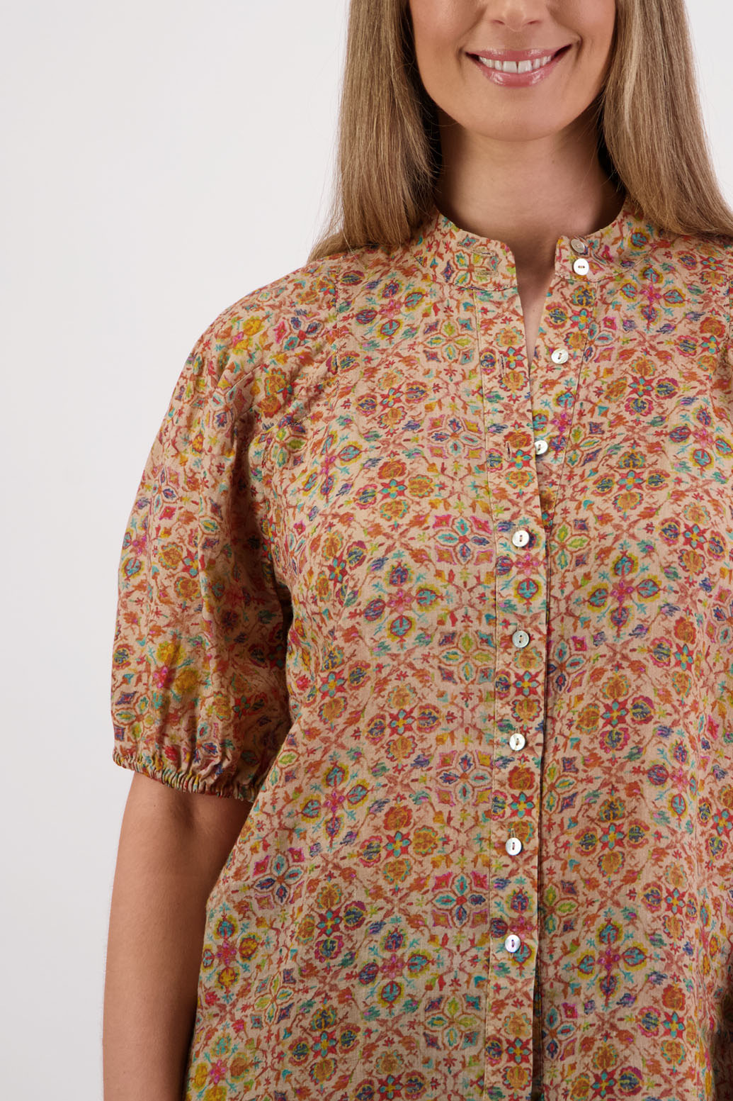 Womens Ramie shirt with pleats across the shoulders, soft puff elbow length sleeves and Grandpa collar. Briarwood NZ. Stevie, Little Leaf print