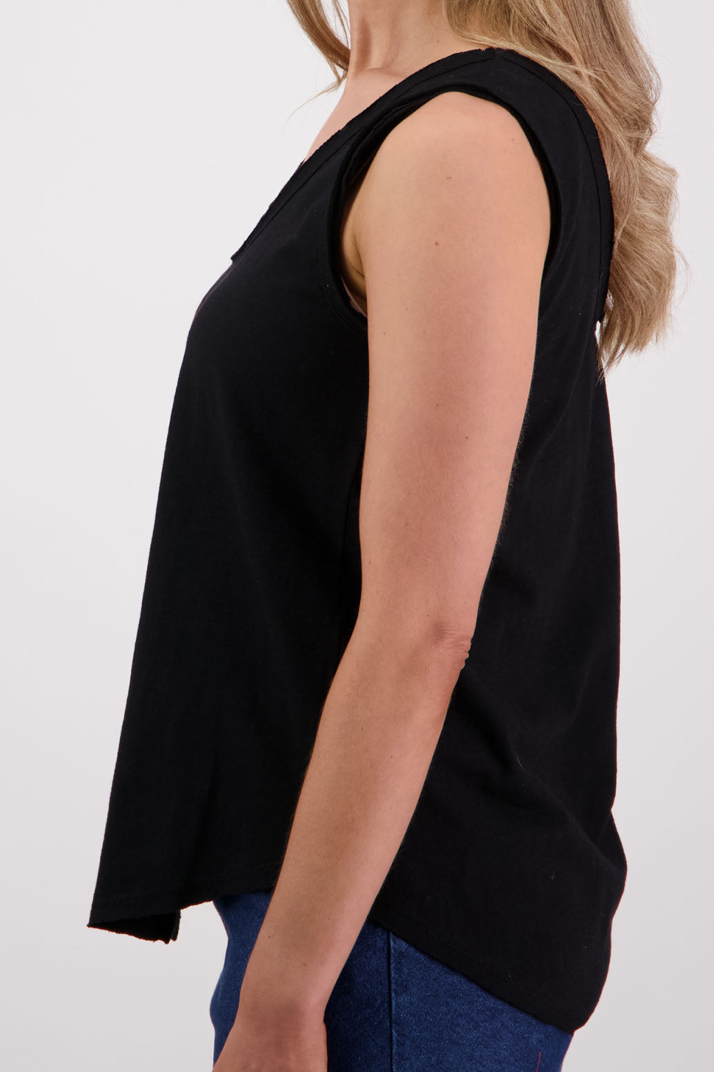 Womens cotton singlet with shaped hem and raw edges. Briarwood NZ. Sala, Black