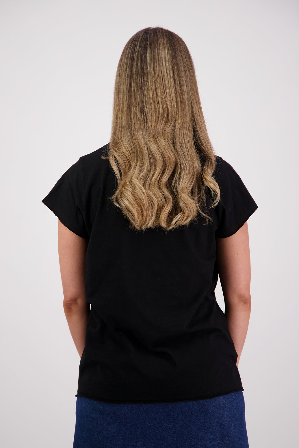 Salma Black T-Shirt