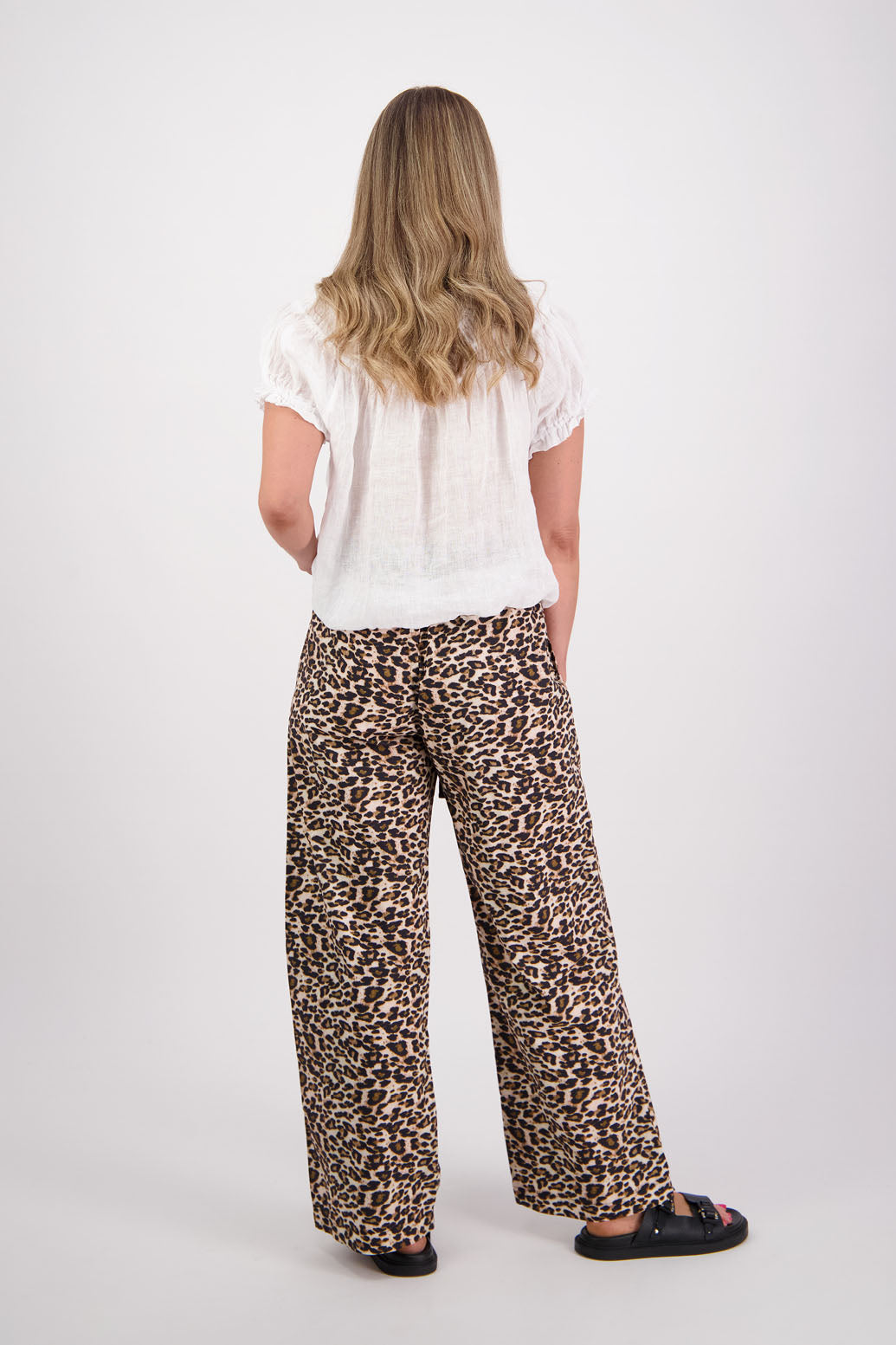 Womens wide leg leopard print pant with draw cord waist. Cotton Poplin. Briarwood NZ. Sam