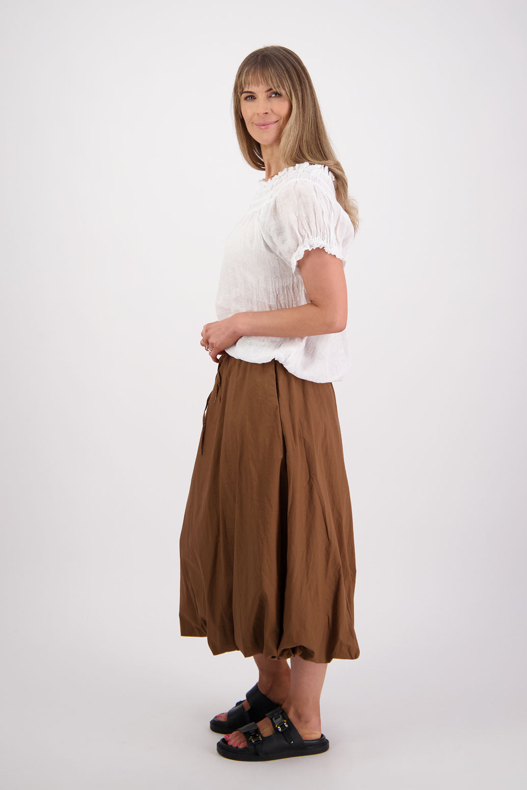 Womens Cotton Poplin skirt with bubble hem and drawcord waist. Tan colour. Briarwood NZ. Sammy