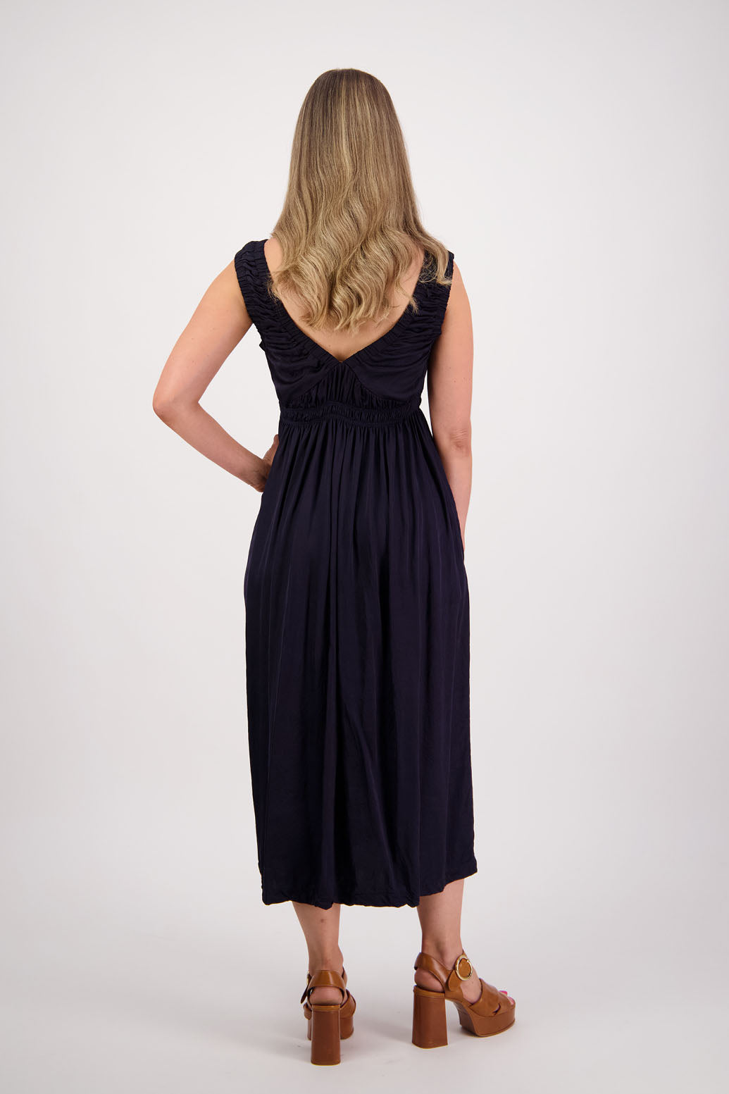 Womens long viscose ink dress. Sleeveless with v neck and gathered shoulders and the bust. Elastic waist and pockets. Briarwood NZ. Sapphire.