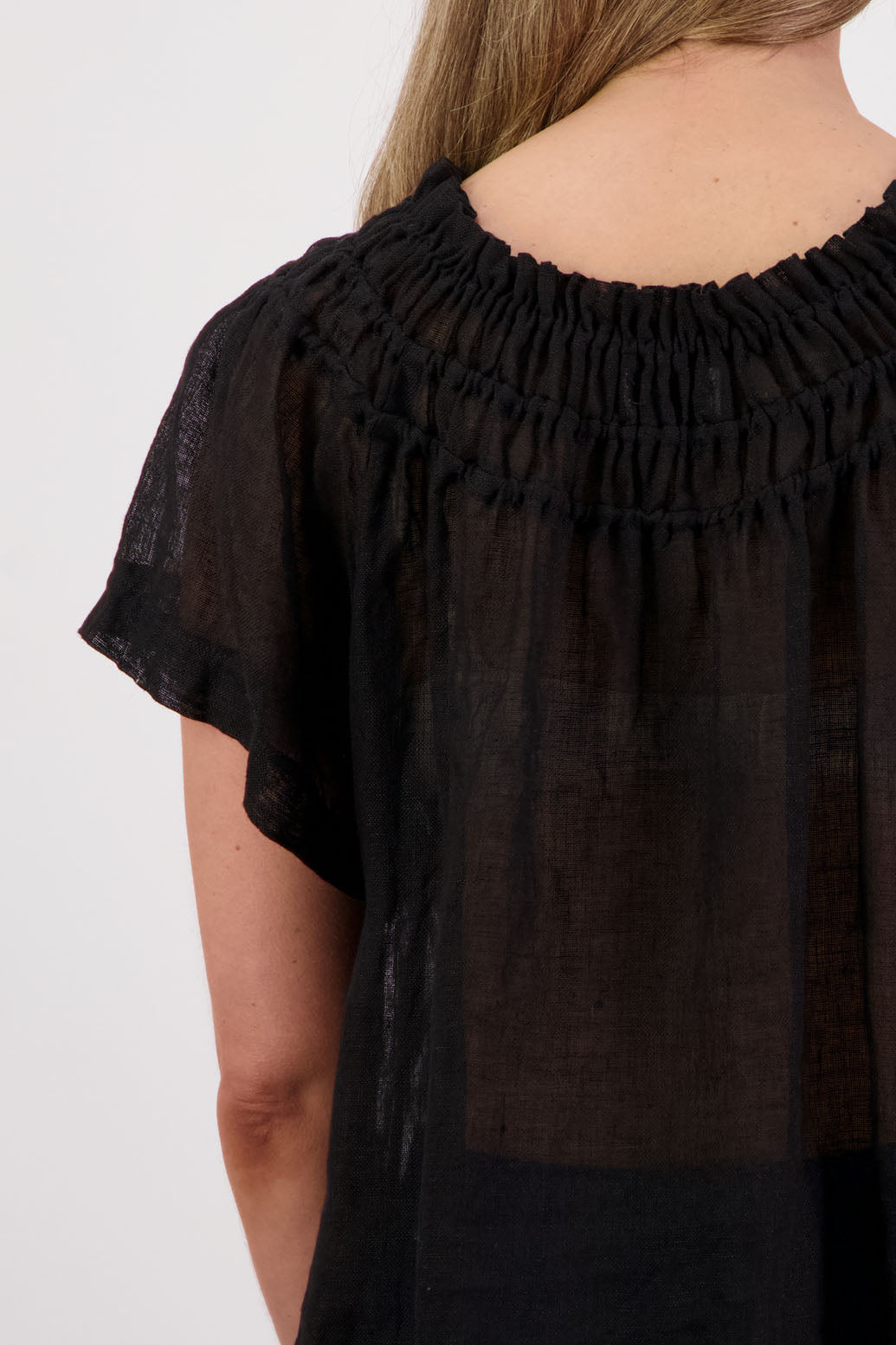 Womens longline linen top with short sleeves and elastic panels around neckline. Briarwood NZ. Shelley, Black
