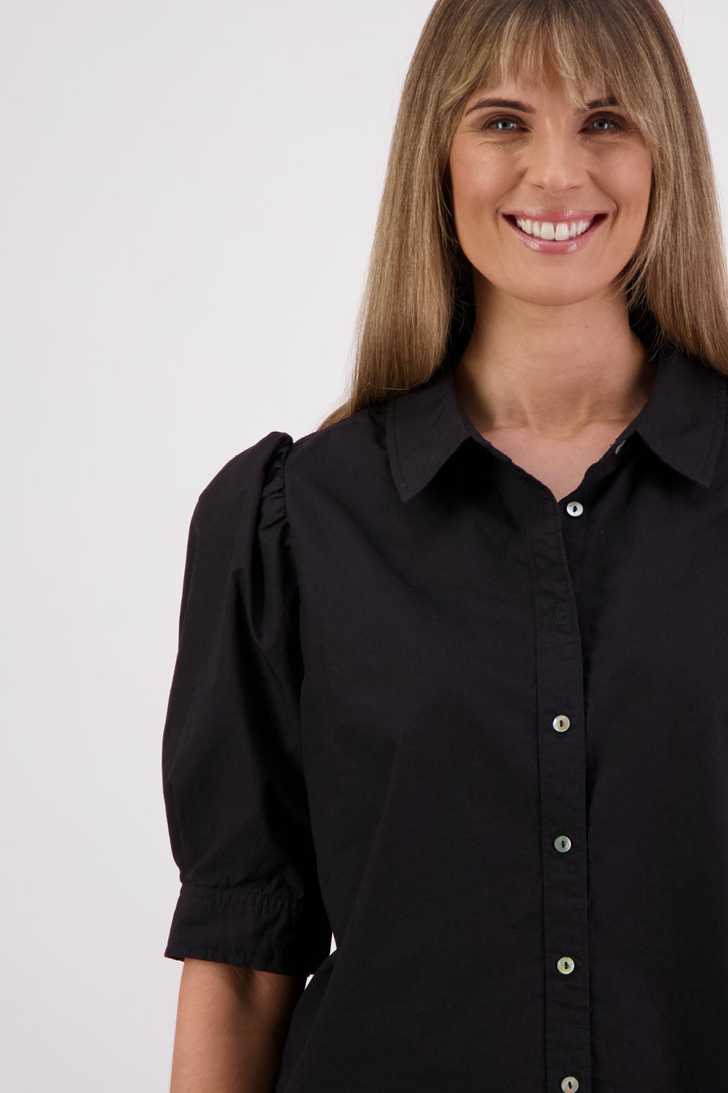 Womens Cotton Poplin Black shirt with puff elbow length sleeves, covered buttons and slightly fitted. Briarwood NZ. Stella