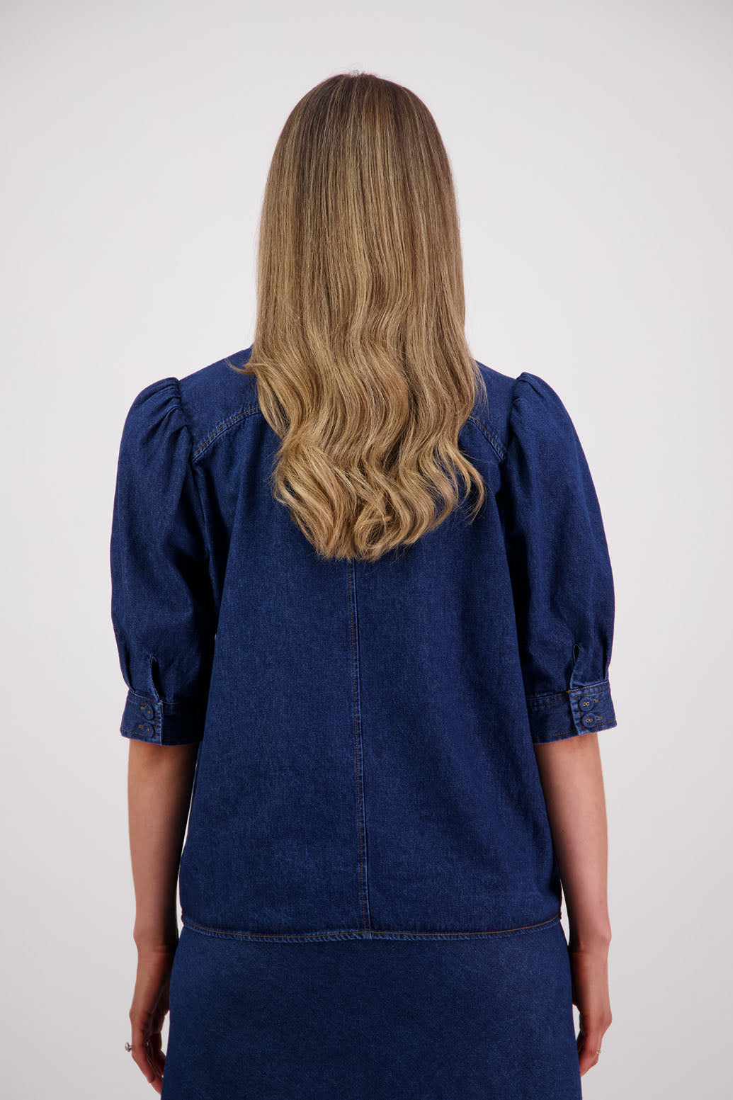 Womens denim shirt with elbow length puff sleeves, slightly fitted. Briarwood NZ. Stella