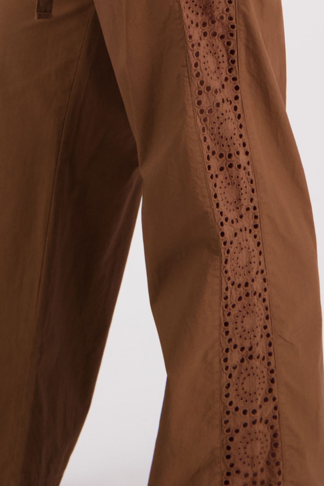 Womens Tan Cotton Poplin with Lace side panel detail wide leg pant. Briarwood NZ. Sunshine