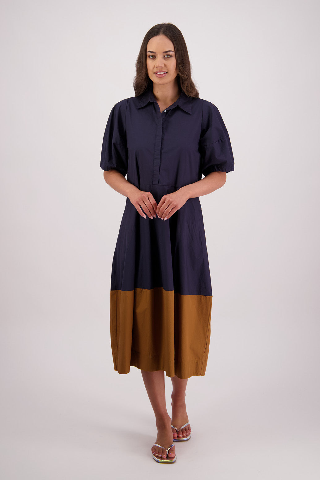Briarwood Tamsin Shirt Dress in Two-Tone Ink/Tan, 100% Cotton Poplin.