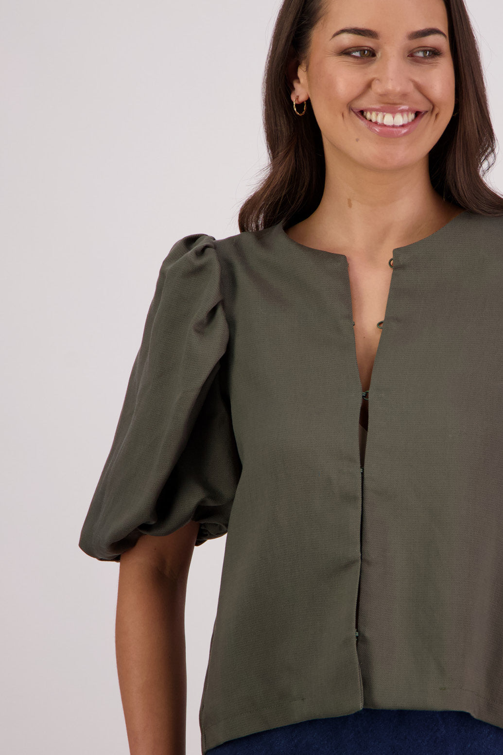 Closeup front view Briarwood Therese Top/Jacket in Forest.