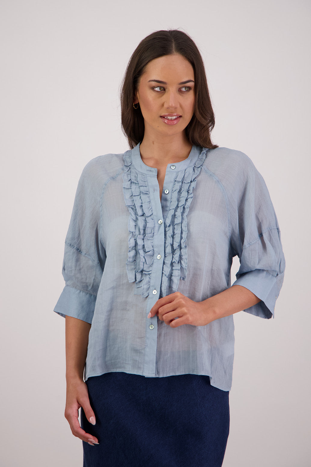 Briarwood Tiffany Shirt in Cornflower, 100% Ramie.