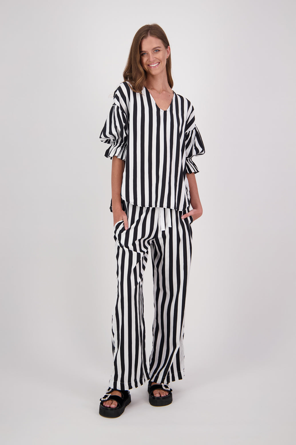 MABEL BLACK/WHITE STRIPE