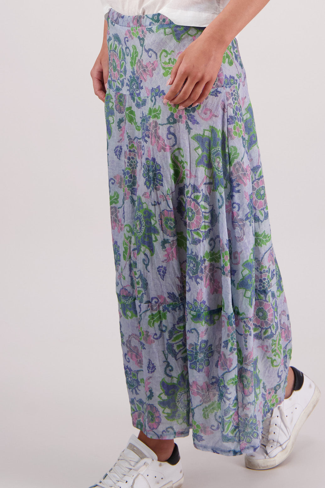 Close up of side view of Briarwood Tutti Skirt in Blue Floral print.
