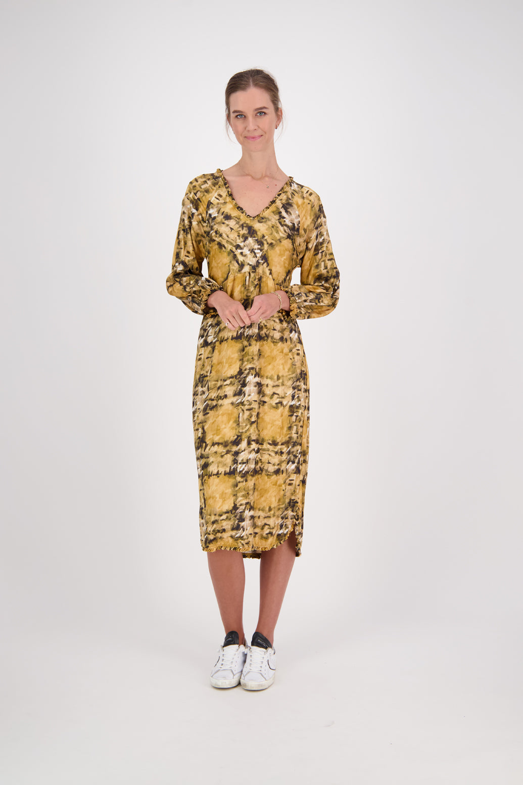 MONICA TAN PLAID