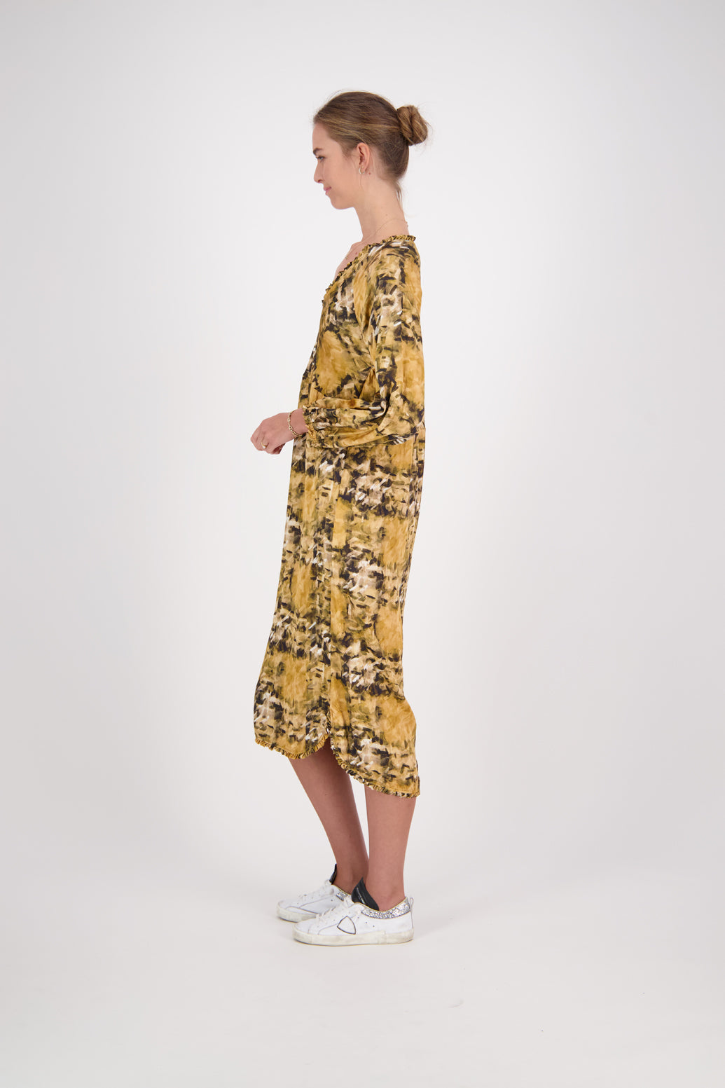 MONICA TAN PLAID