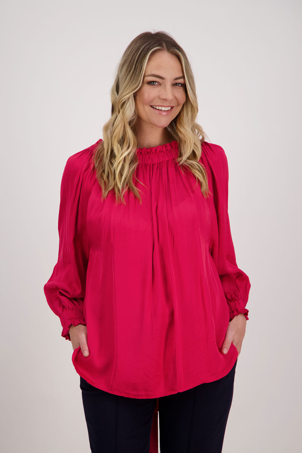 Red Briarwood Reversible viscose top. 3/4 Sleeves and complementary tie worn at the front or back. Annabelle