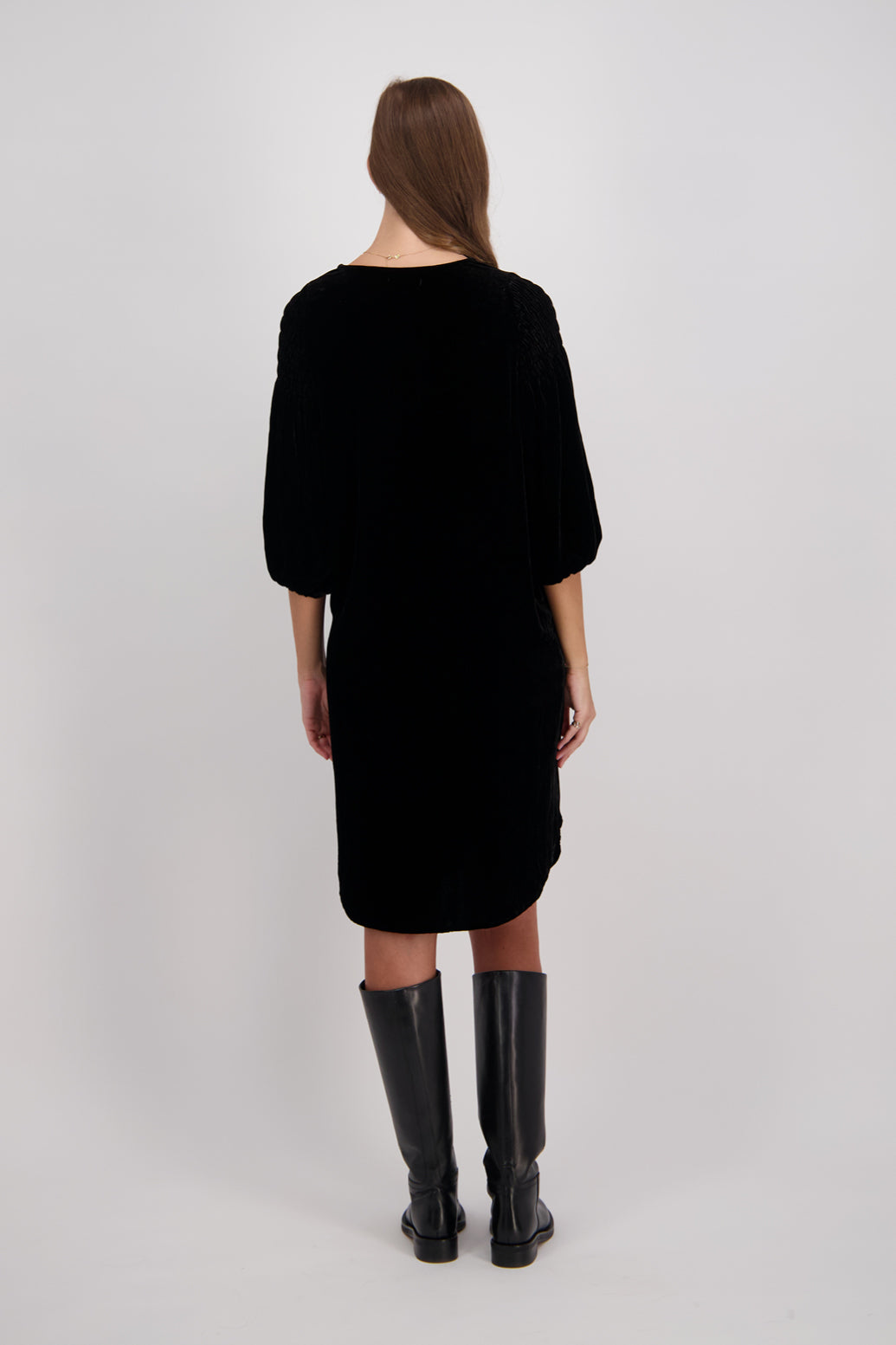 Cher Luxurious Velvet Knee Length Dress - Black