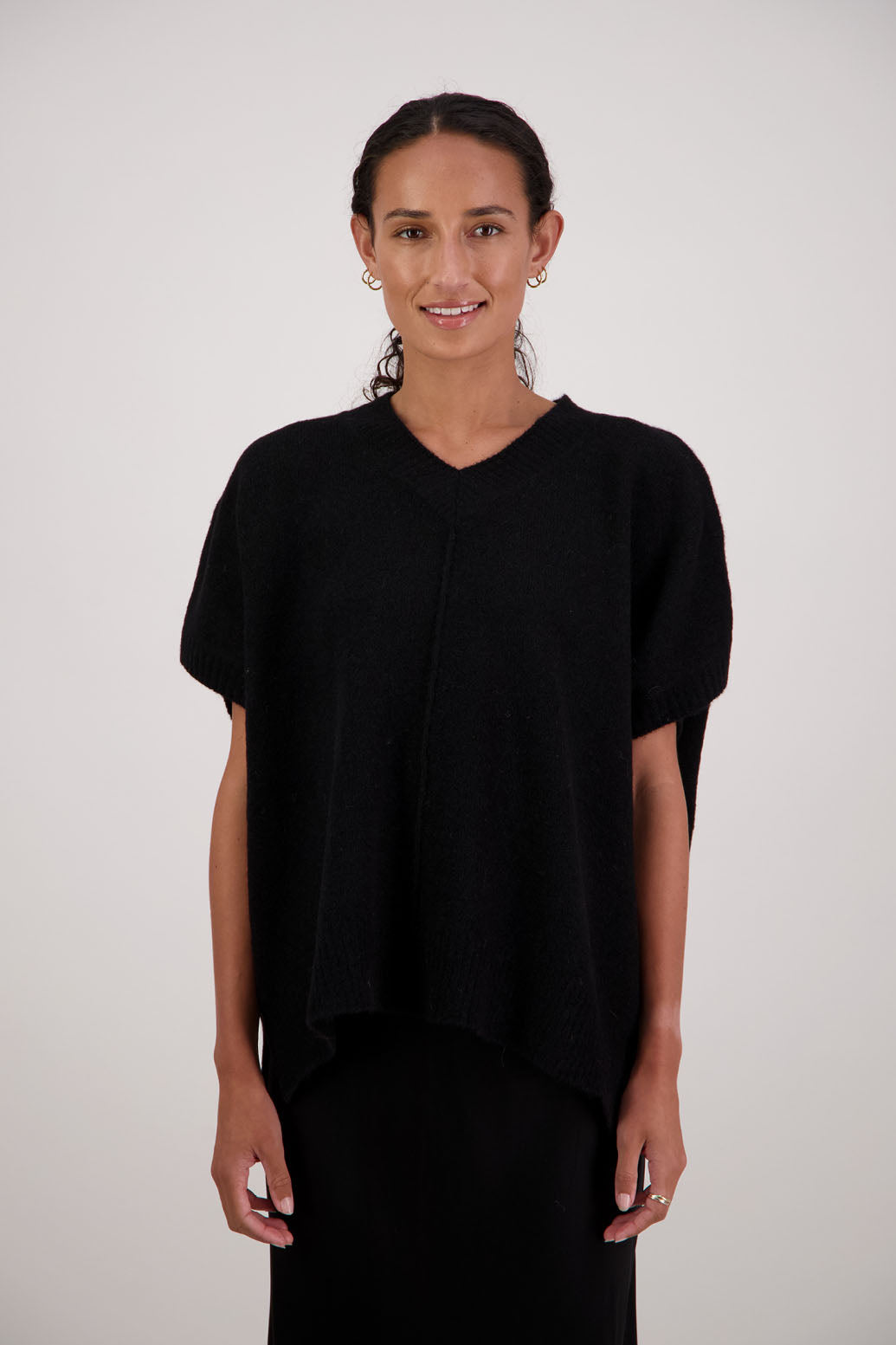 Fredrik Vest in Black by Briarwood NZ. Alpaca/Wool blend short sleeved oversized vest