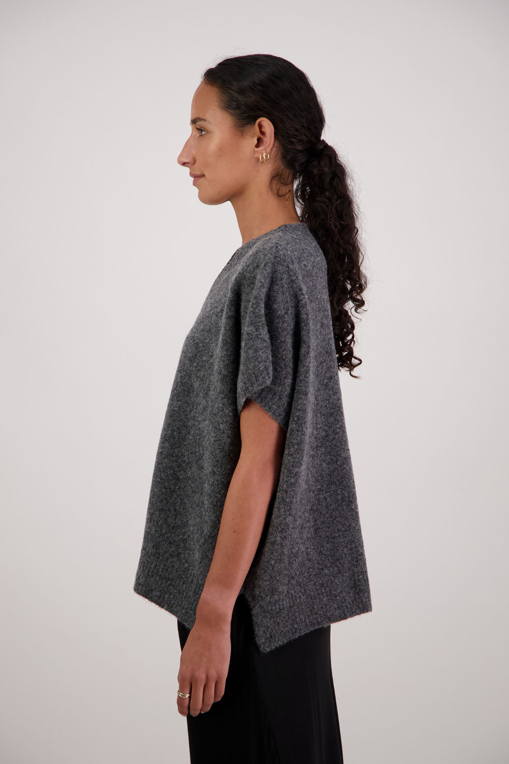 Fredrik Vest in Charcoal by Briarwood NZ. Alpaca/Wool blend short sleeved oversized vest