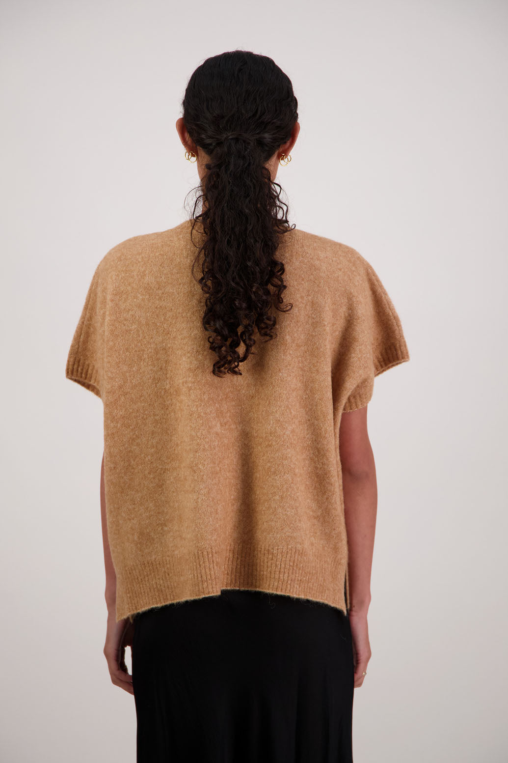 Fredrik Vest in Tan by Briarwood NZ. Alpaca/Wool blend short sleeved oversized vest