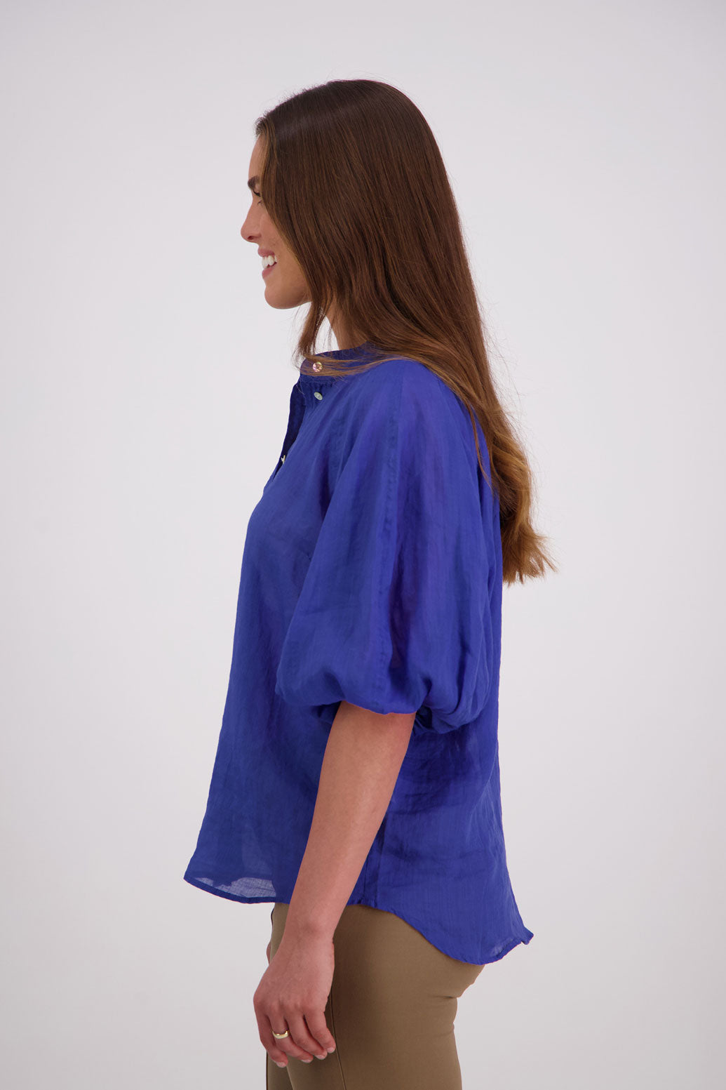 Briarwood Ramie Shirt with stand up collar, panel puffed sleeves and slim fit. Harlow Bright Blue