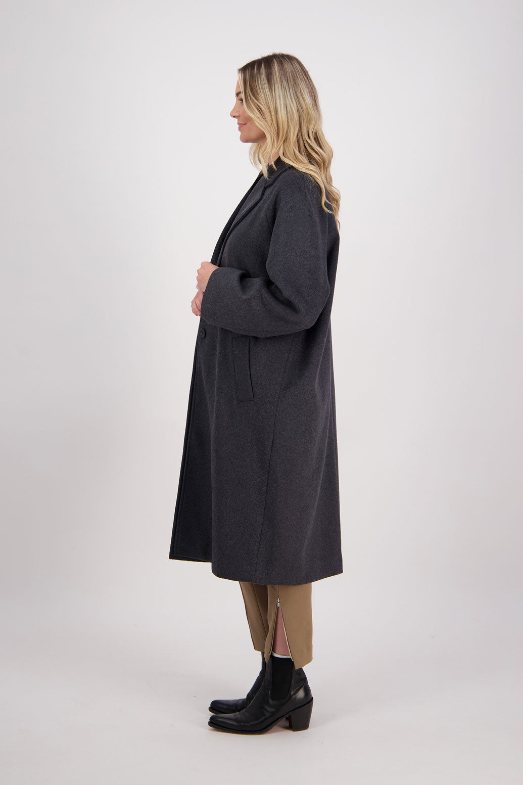 Charcoal Coat / Overcoat. Oversized fit, wide sleeves, lined, angle pockets and high back spllt. Harrington