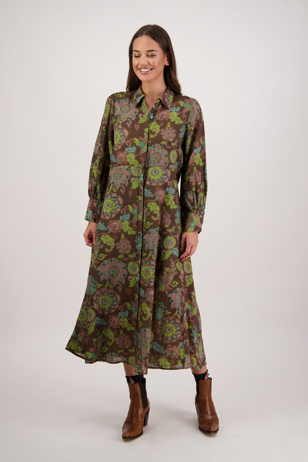 Hollie Dress in Brown Floral by Briarwood NZ. Flattering 100% ramie shirt dress with full length sleeves, shaped waist, pockets