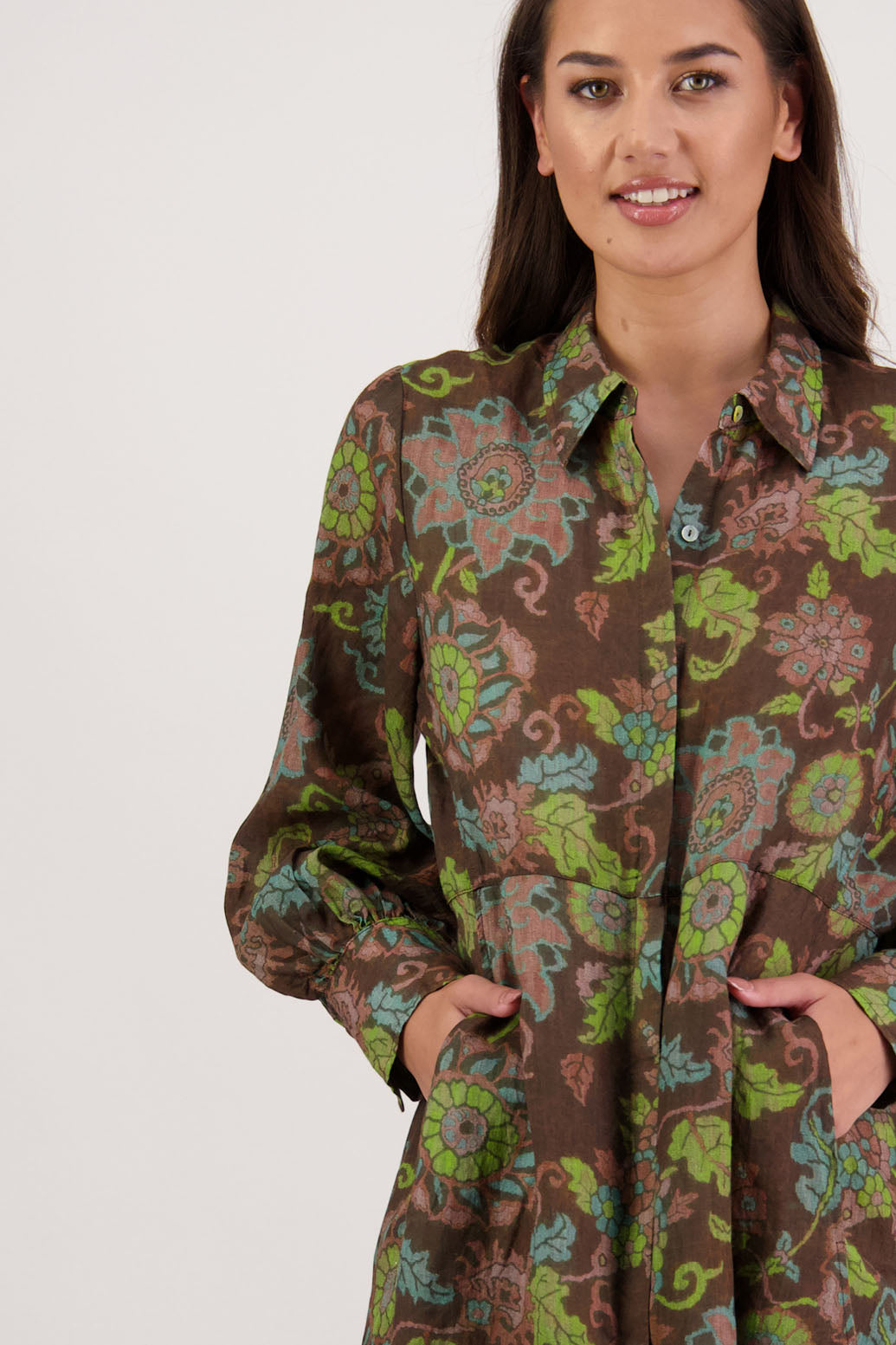 Hollie Dress in Brown Floral by Briarwood NZ. Flattering 100% ramie shirt dress with full length sleeves, shaped waist, pockets