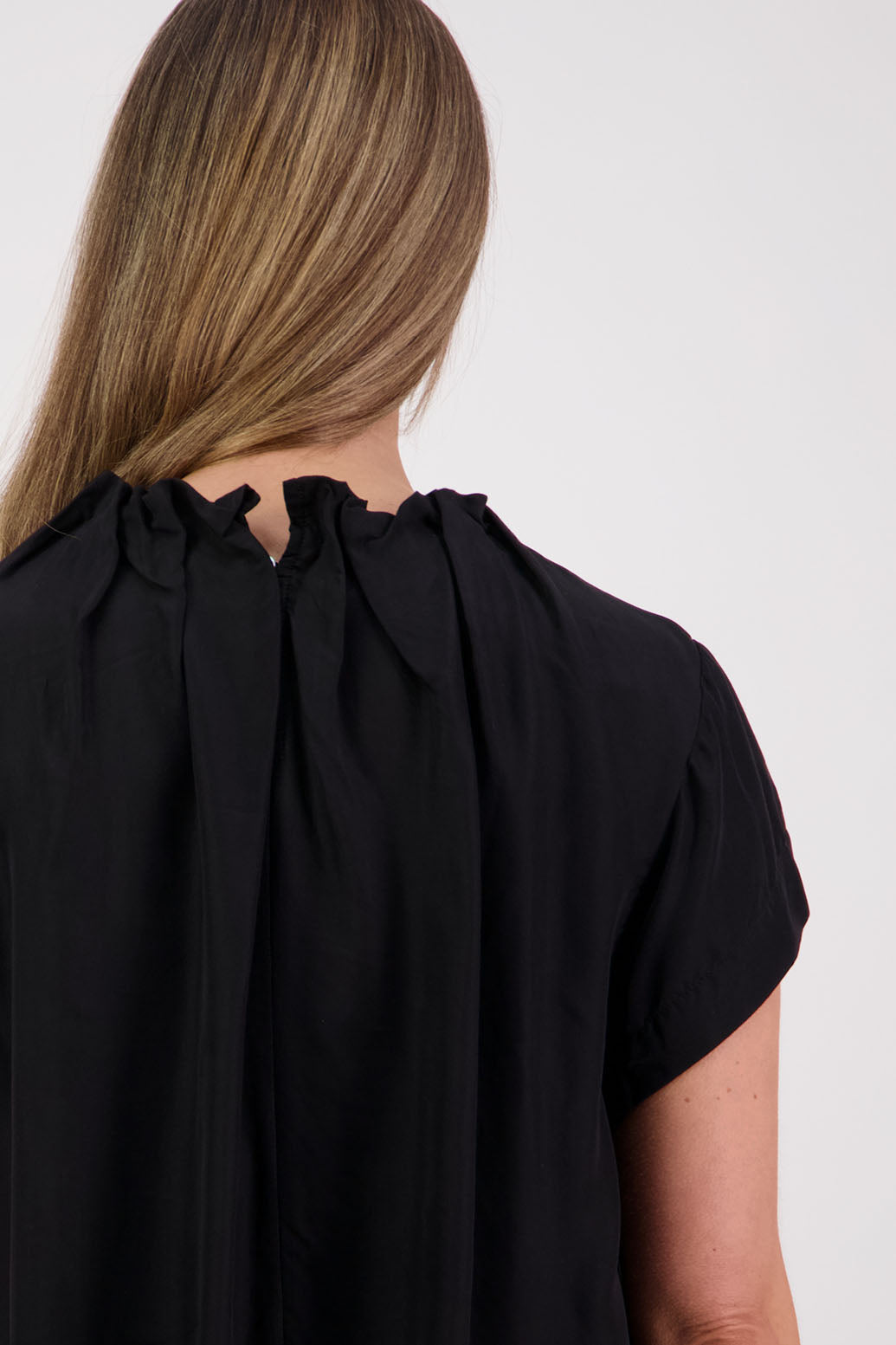 Womens Black Viscose Top. Short sleeves with soft pleats around neck. Briarwood NZ. Jackie