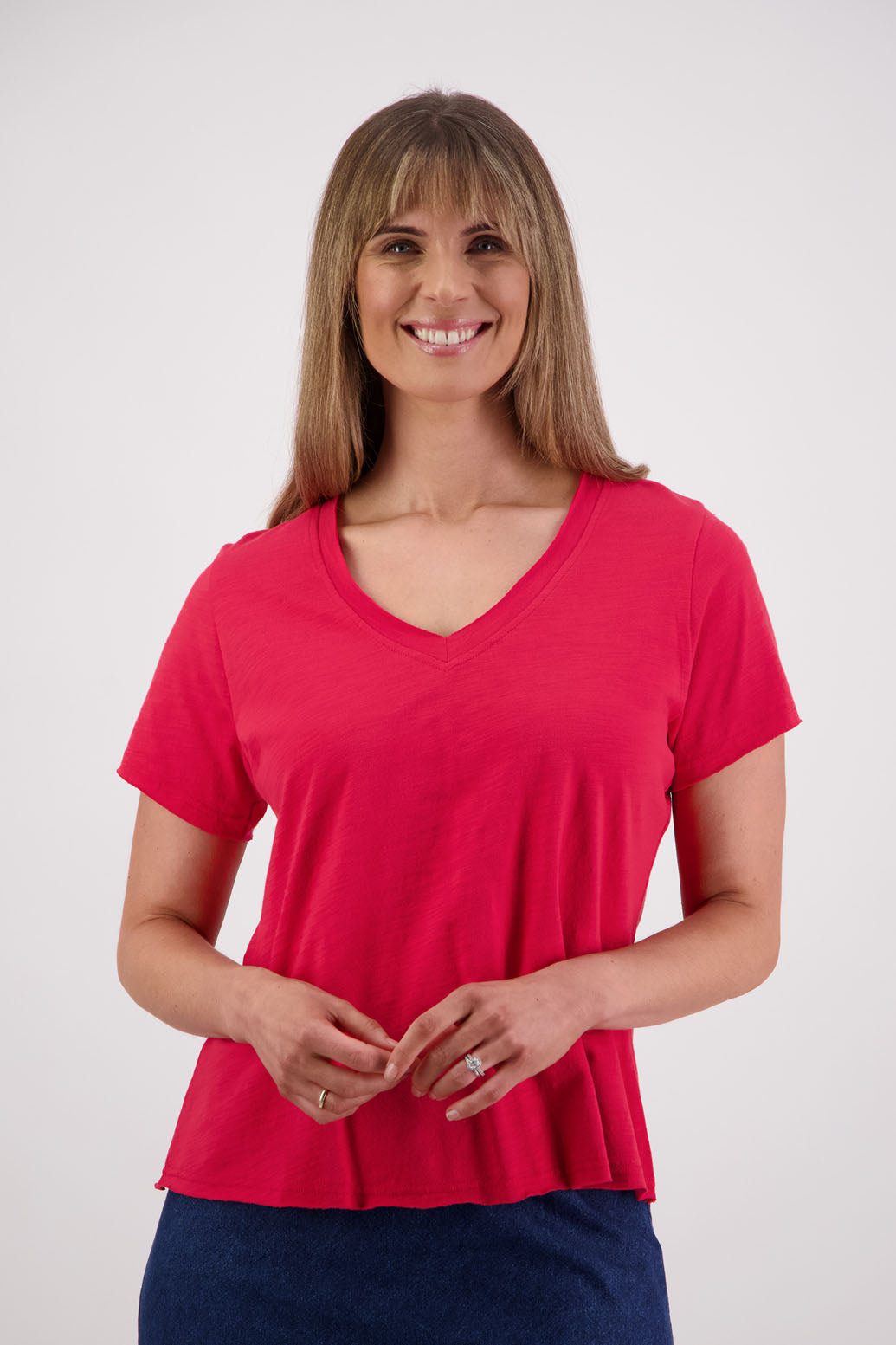 Womens cotton tshirt with short sleeves, v neck and slightly shaped. Briarwood NZ. Jena, Red