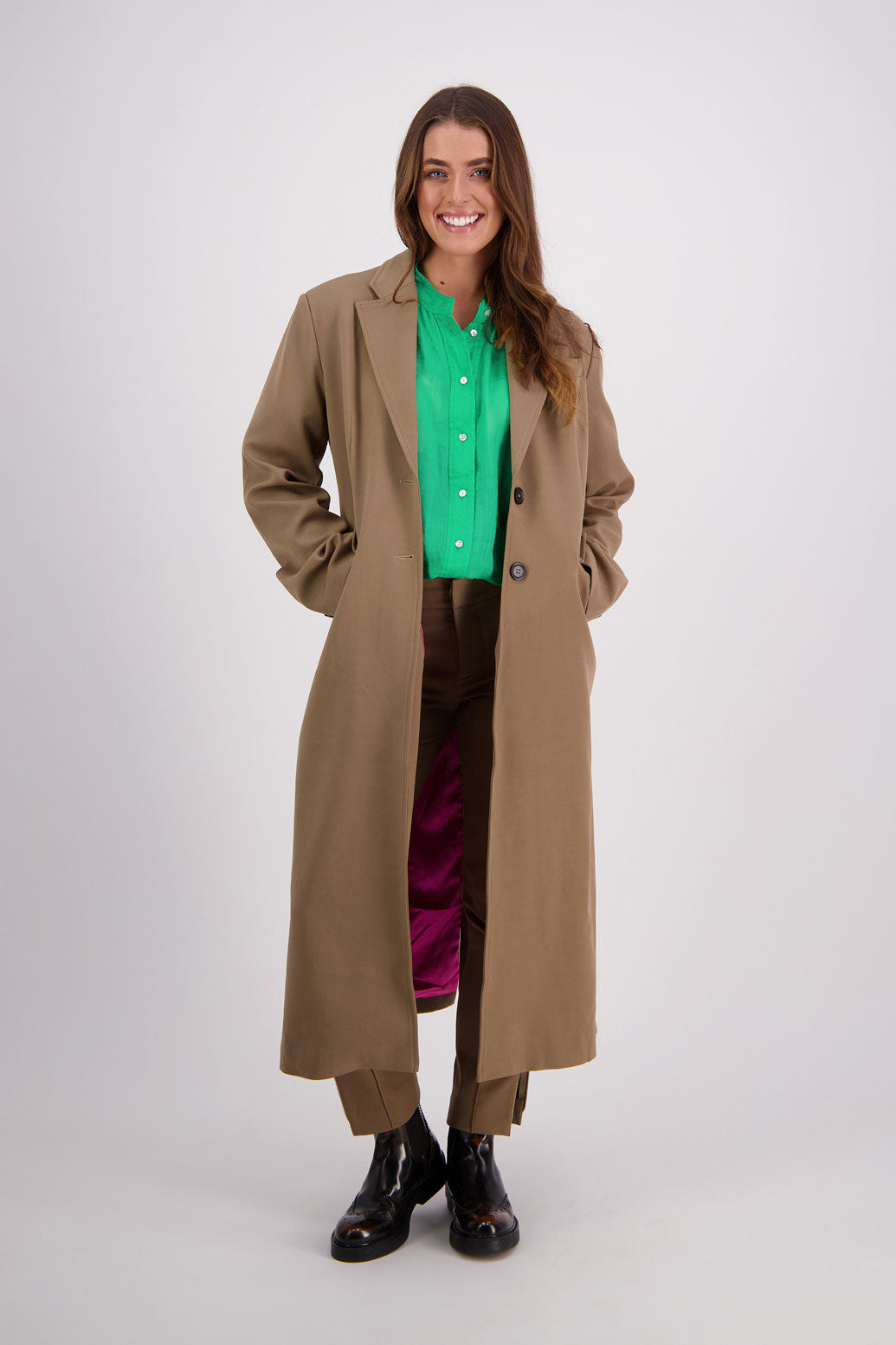 Briarwood Ramie Shirt with stand up collar, panel puffed sleeves and slim fit. Harlow Apple. Paired with Hannah coat and Helena Pant both in Camel