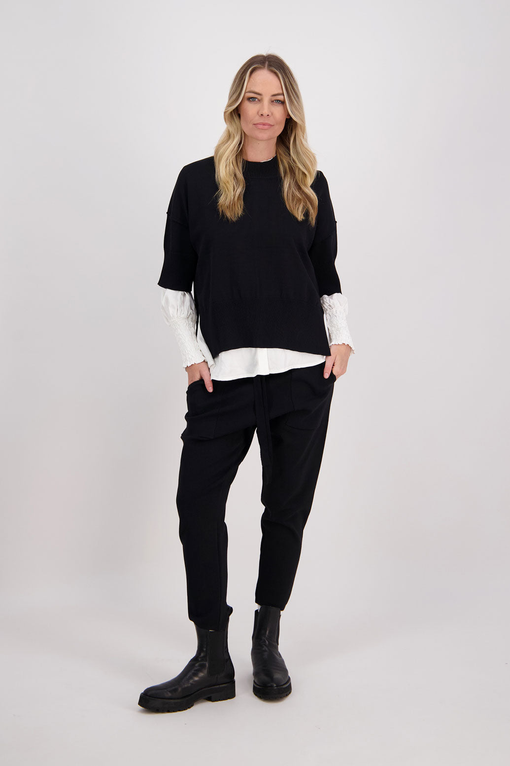 Vogue Black Knit Pant