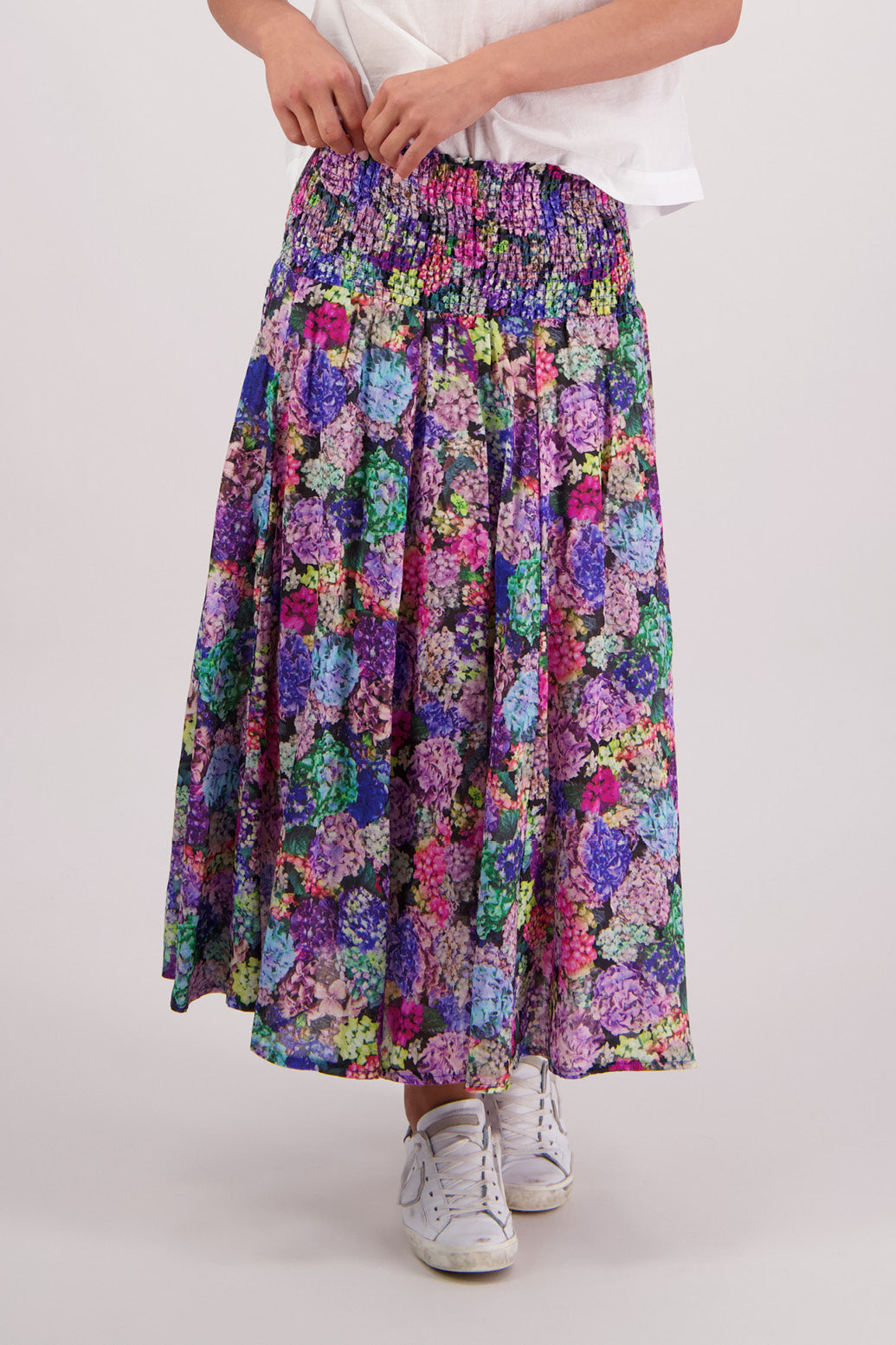 Close up of front view of Briarwood Pandora Skirt in Hydrangea print.