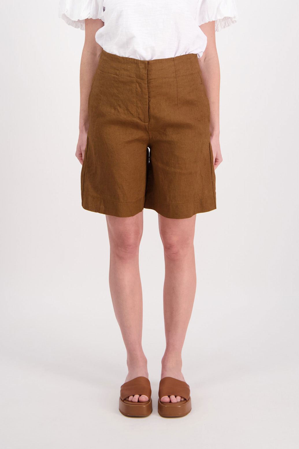 Pea Longline Linen Short - Tan