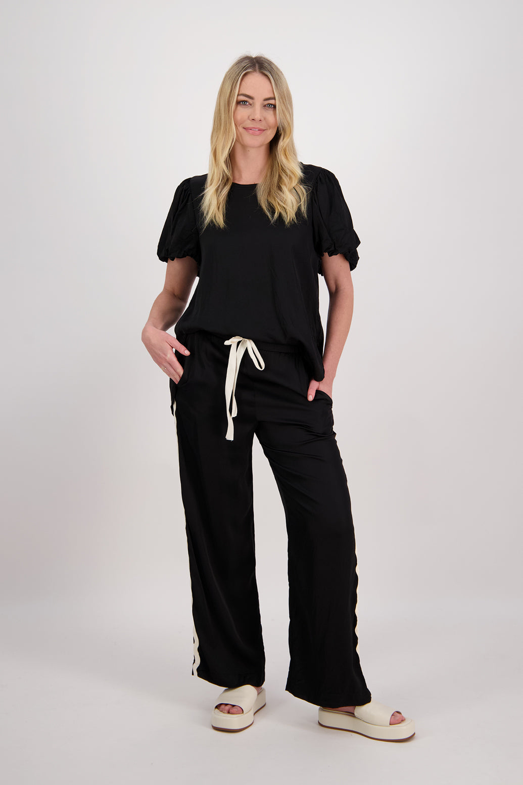 Pepper Black Pant