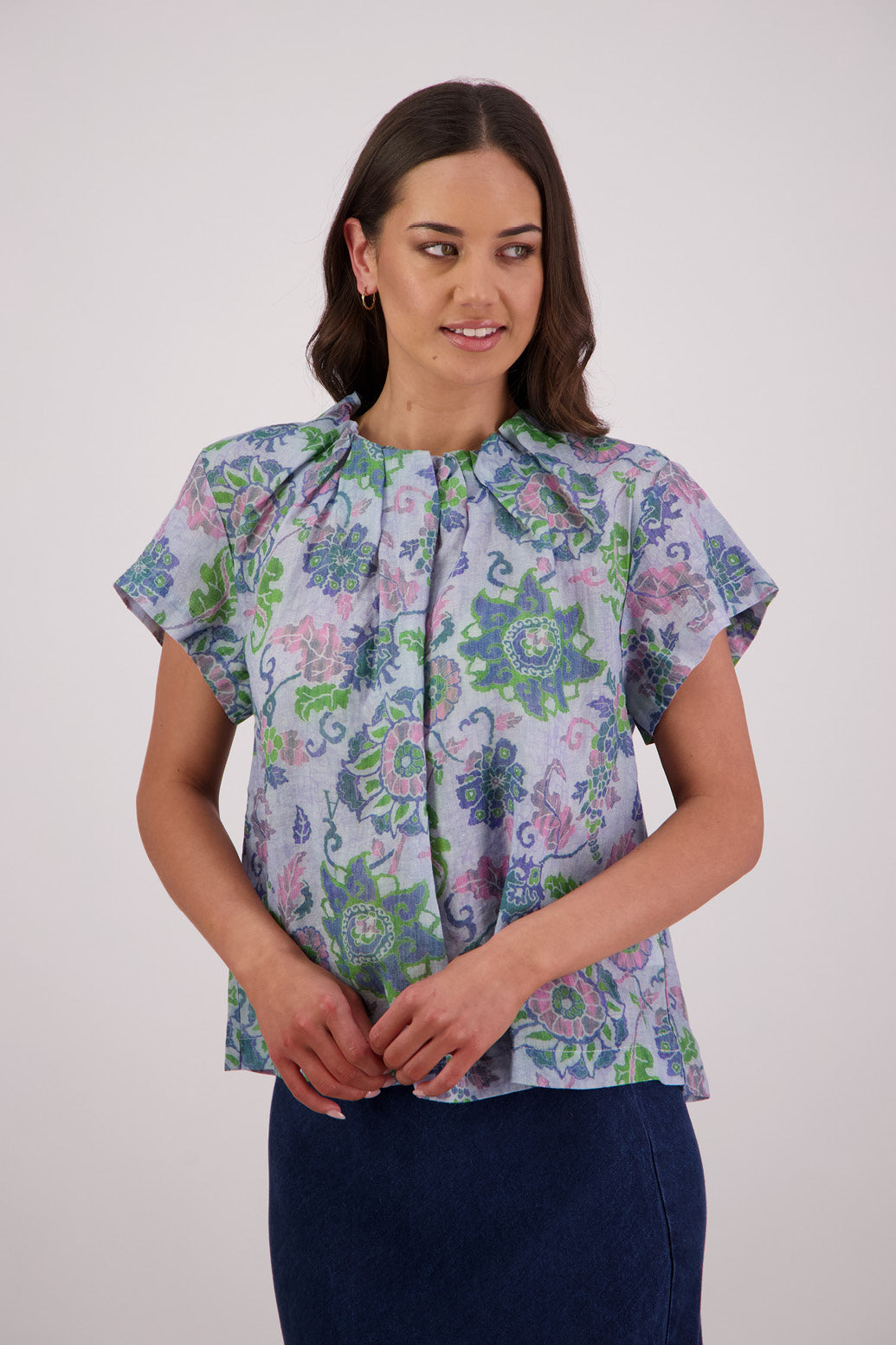 Briarwood Pia Top in Blue Floral print, 100% Ramie.