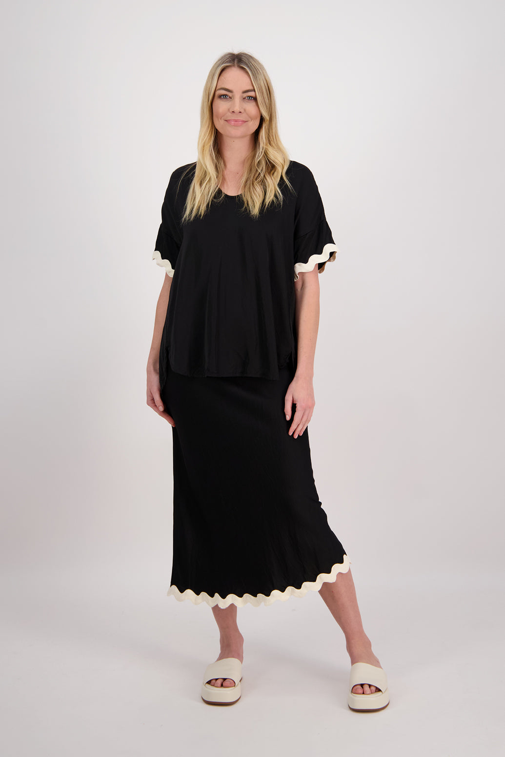 Poppy Black Skirt