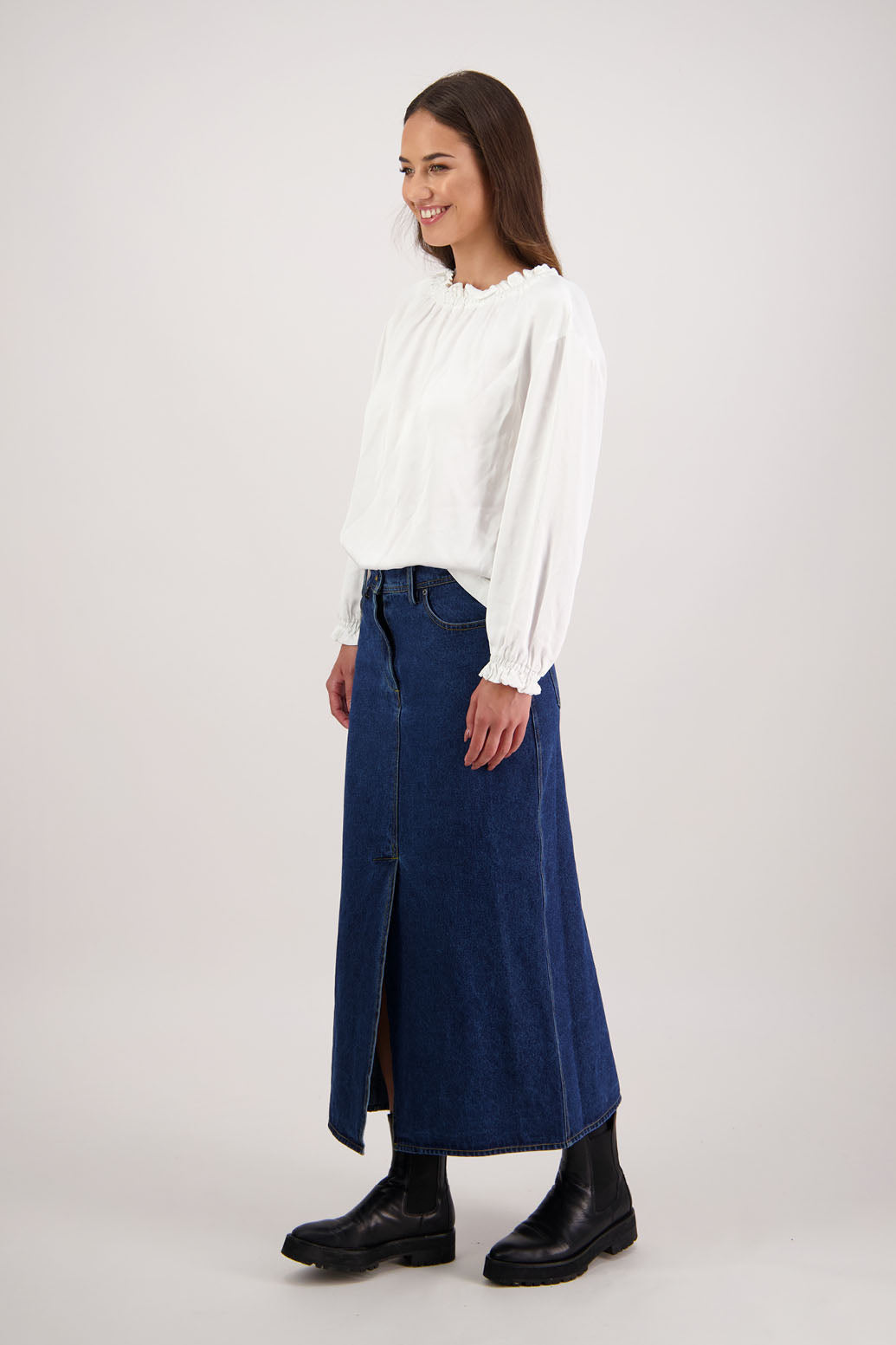 Remi Denim Skirt by Briarwood NZ. 100% cotton skirt, a long straight fit skirt with splits front & back, pockets front + back, zip closure